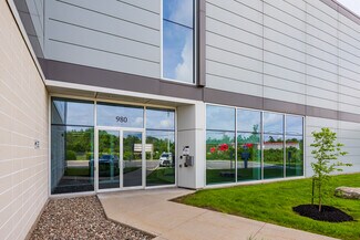 Más detalles de 970-980 Pl Paul-Kane, Laval, QC - Nave en alquiler