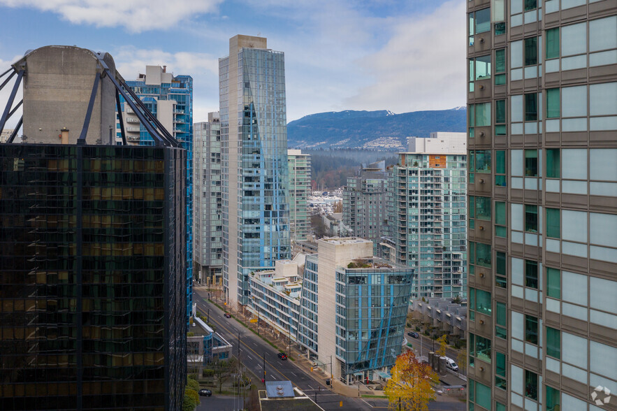 1499 Pender St W, Vancouver, BC en alquiler - Foto principal - Imagen 1 de 9