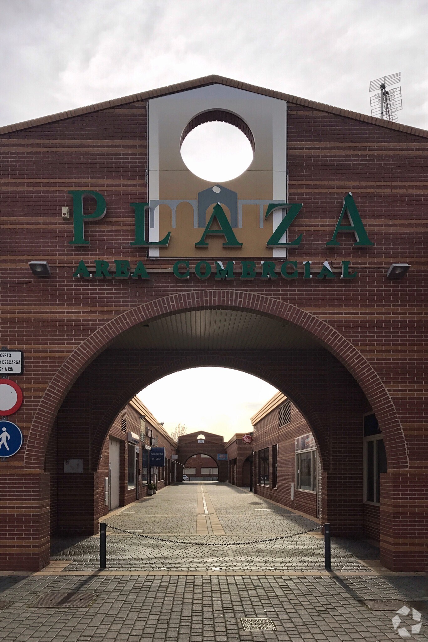 Avenida de España, 4, Villanueva de la Torre, Guadalajara en venta Foto del edificio- Imagen 1 de 5