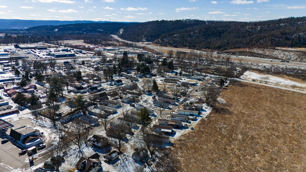 3731 Lycoming Creek Rd, Cogan Station, PA en venta - Foto principal - Imagen 1 de 15