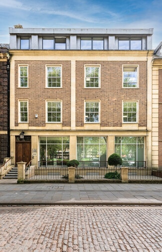 Más detalles de 31-32 Queen Sq, Bristol - Oficina en alquiler