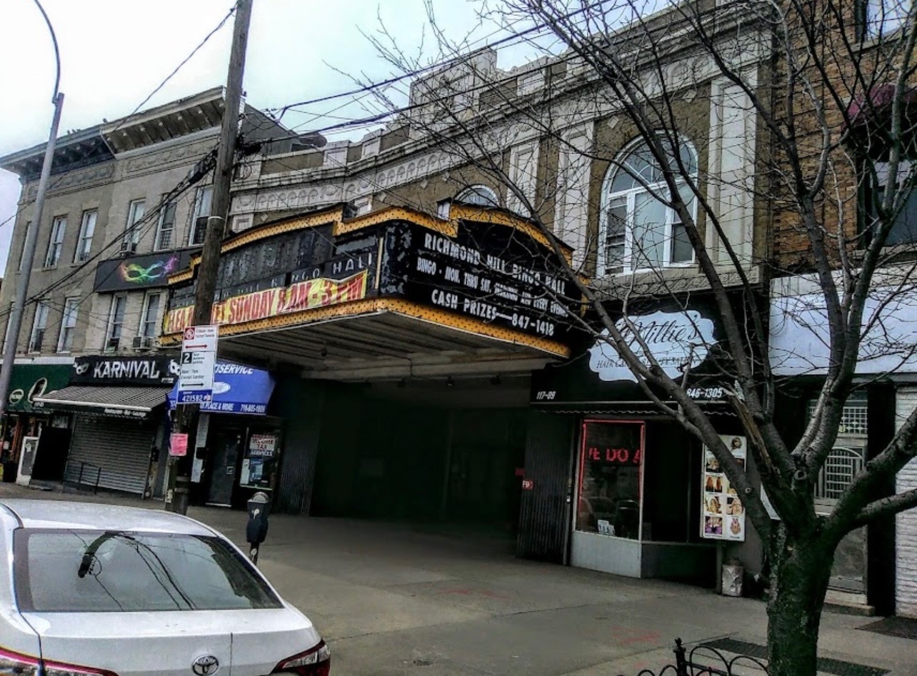 11709 Hillside Ave, Richmond Hill, NY en alquiler Foto del edificio- Imagen 1 de 19