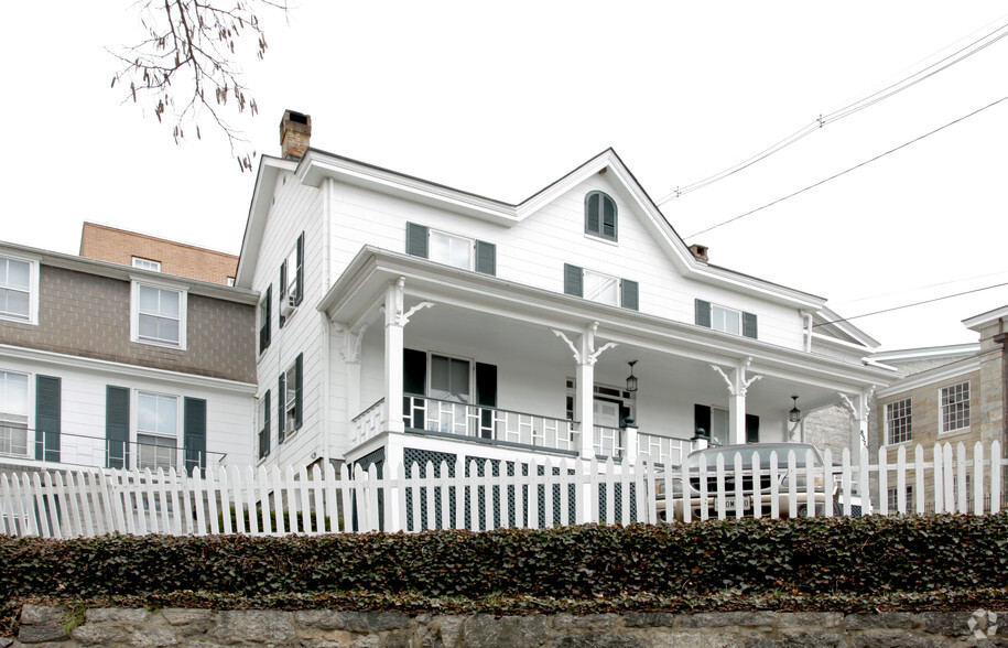 8370 Court Ave, Ellicott City, MD en alquiler - Foto del edificio - Imagen 3 de 3