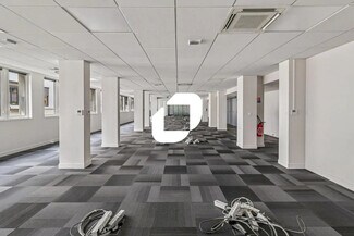 Más detalles de 12 Rue Vernier, Paris - Oficina en alquiler