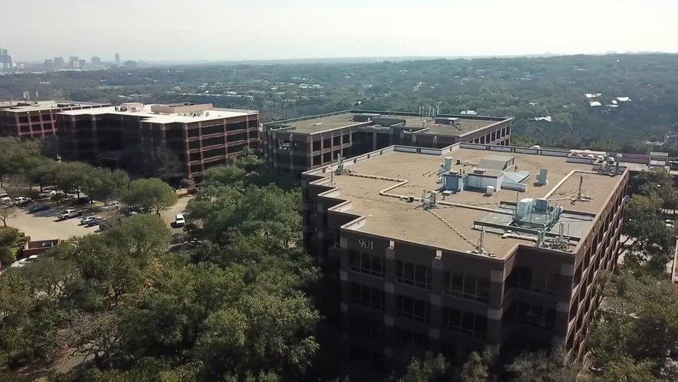 901 S Mopac Expy, Austin, TX en alquiler - Vídeo de anuncio comercial - Imagen 2 de 7