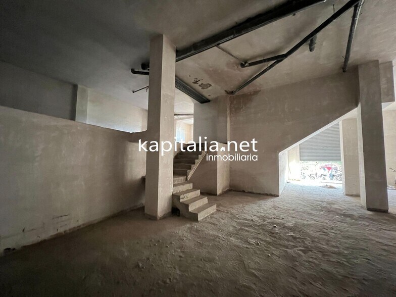 Local en Ontinyent, Valencia en venta - Foto del edificio - Imagen 1 de 7