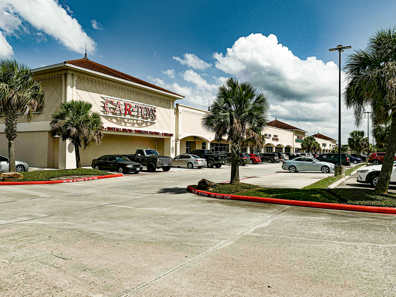 19073 North Fwy N, Shenandoah, TX en alquiler - Foto del edificio - Imagen 2 de 9