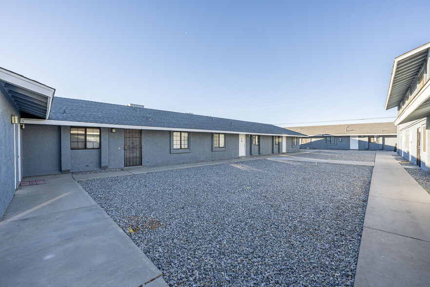 13584 Yakima Rd, Apple Valley, CA en venta - Foto del edificio - Imagen 3 de 12