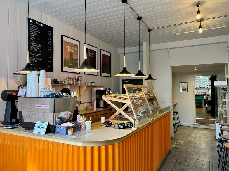 4-5 Market Sq, Penrith en venta - Foto del edificio - Imagen 3 de 6