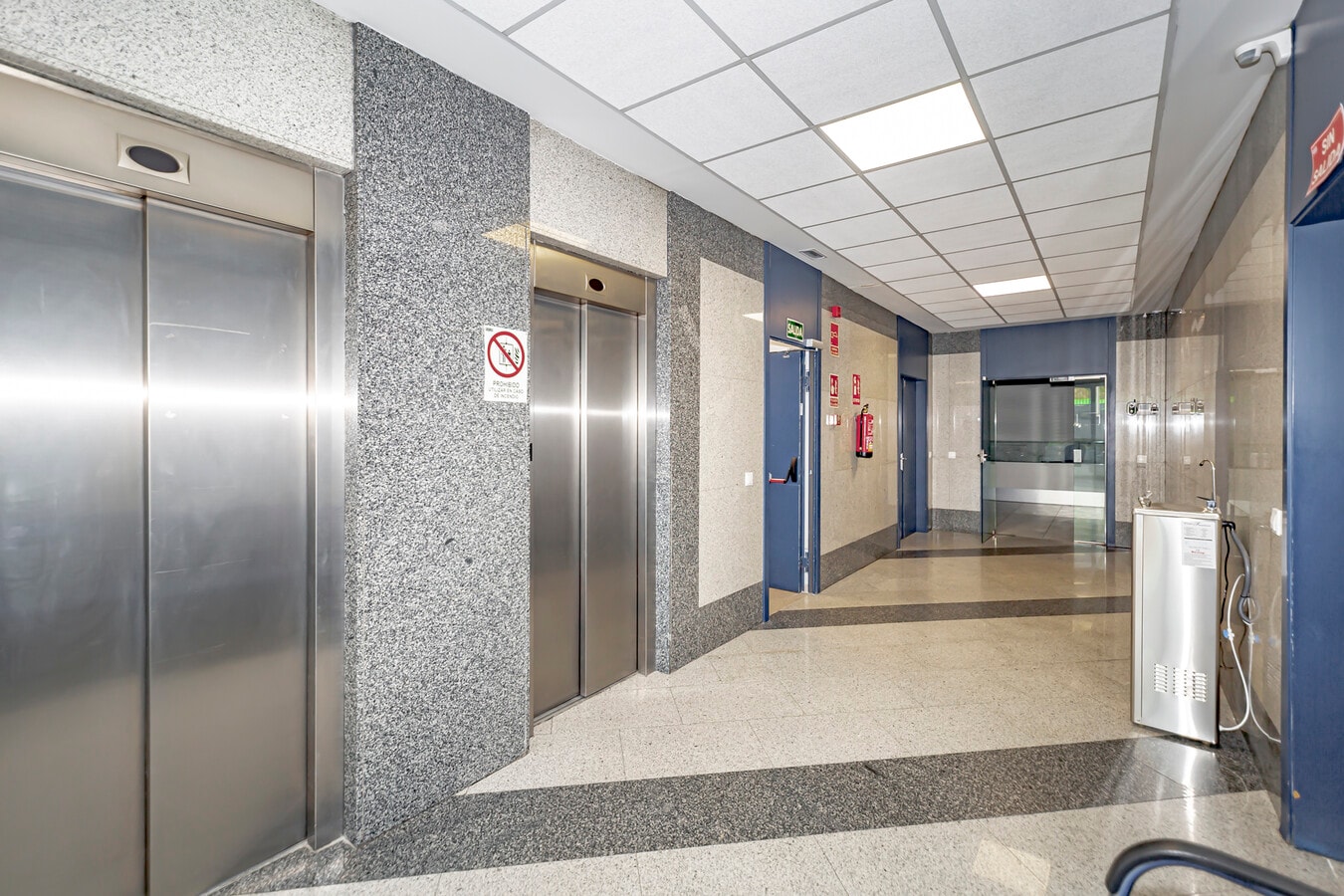 Calle Valle de Alcudia, 3, Las Rozas de Madrid, MAD 28230 - Unidad Bloque 1 - - Foto del interior - Image 1 of 16