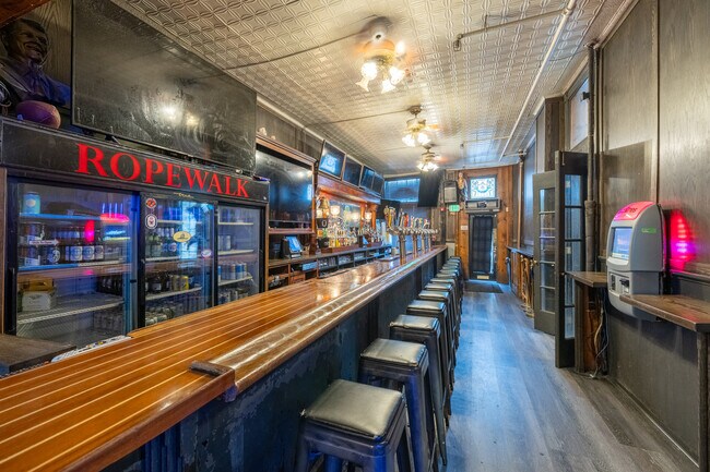 Más detalles de 1209 S Charles St, Baltimore, MD - Local en venta