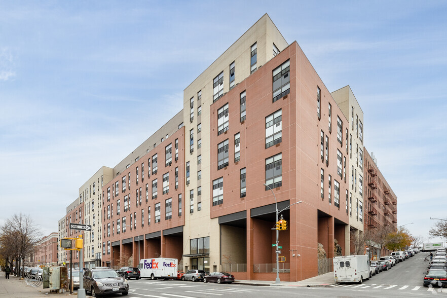 3970 3rd Ave, Bronx, NY en alquiler - Foto del edificio - Imagen 2 de 5