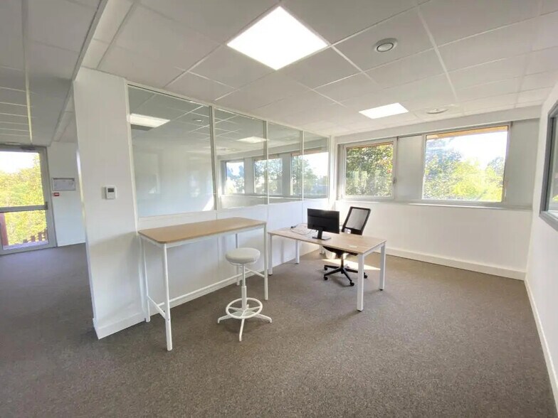 7 Rue Maryse Bastié, Bron en alquiler - Foto del interior - Imagen 2 de 6