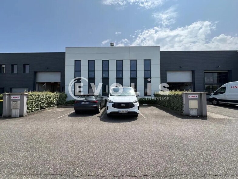 Flex en Vénissieux en alquiler - Foto del edificio - Imagen 1 de 7