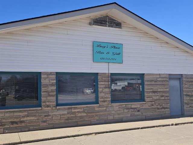 204 S Central Ave, Coldwater, KS en venta - Foto del edificio - Imagen 1 de 12