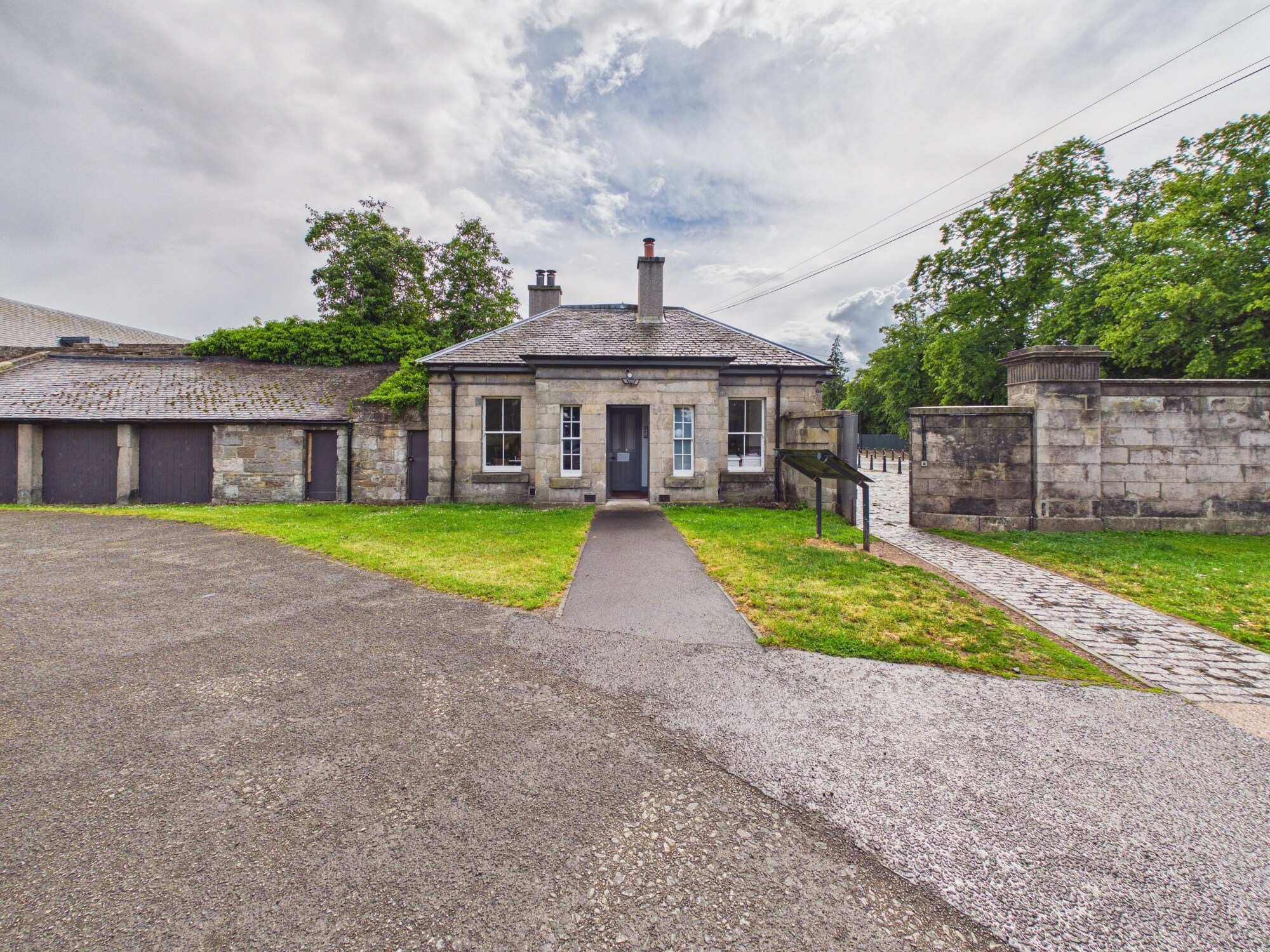 177 High St, Dalkeith en alquiler Foto principal- Imagen 1 de 3
