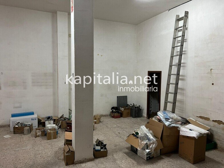 Local en Ontinyent, Valencia en venta - Foto del edificio - Imagen 3 de 7