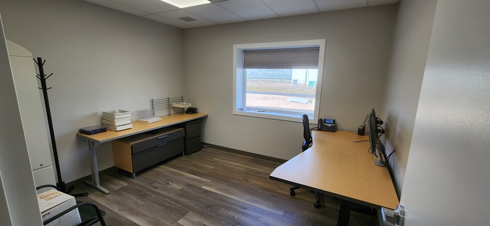 5002 56 Av, Bonnyville, AB en alquiler - Foto del edificio - Imagen 3 de 6