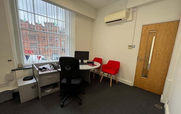 10 Market Sq, Penrith en venta - Foto del interior - Imagen 2 de 7