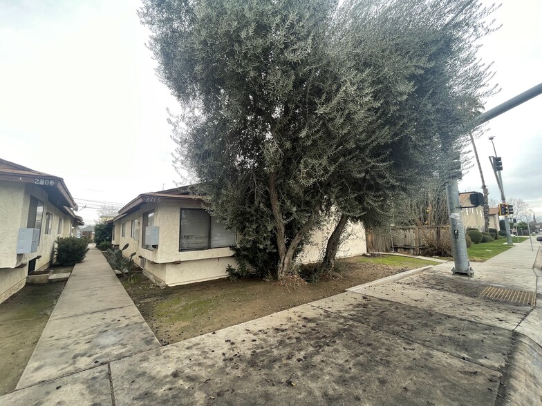 2716 N Chester Ave, Bakersfield, CA en venta - Foto principal - Imagen 1 de 4