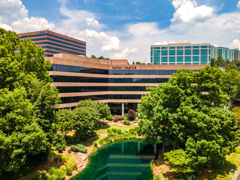 1600 Parkwood Cir SE, Atlanta, GA en alquiler - Foto del edificio - Imagen 1 de 9