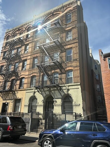 717 E 5th St, New York, NY en venta - Foto del edificio - Imagen 3 de 4