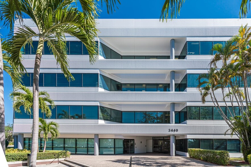 3440 Hollywood Blvd, Hollywood, FL en alquiler - Foto del edificio - Imagen 3 de 16