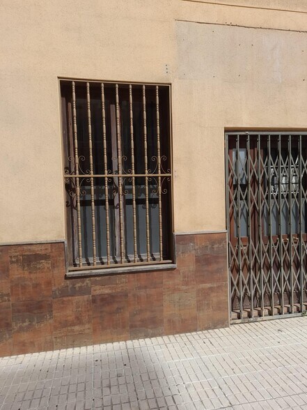 Local en Cáceres, Cáceres en venta - Foto del edificio - Imagen 3 de 19