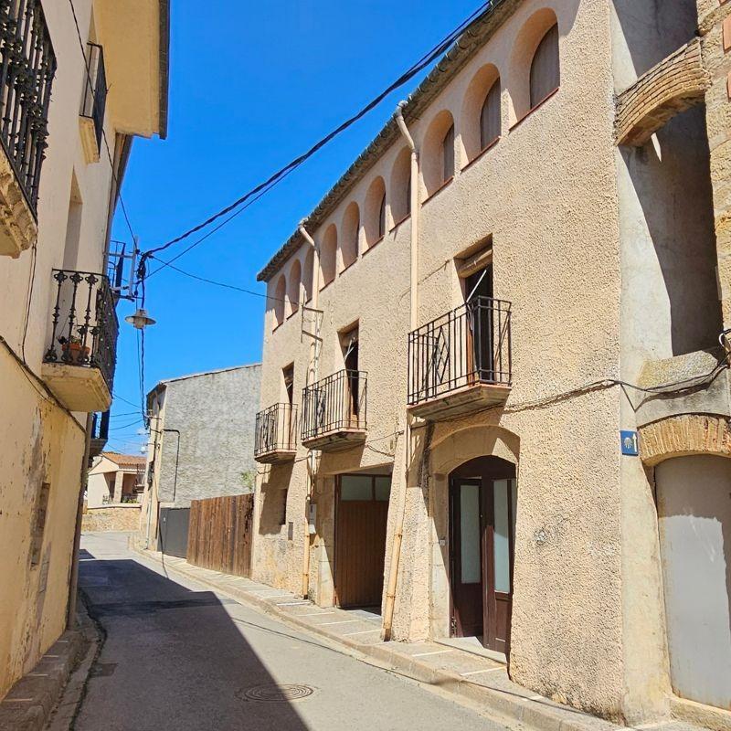 Edificio residencial en Cervià de Ter, Gerona en venta Foto del edificio- Imagen 1 de 26