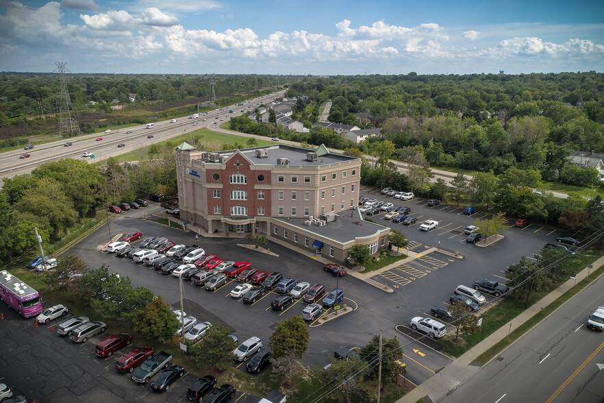 4949 Harlem Rd, Buffalo, NY en alquiler - Foto del edificio - Imagen 1 de 16