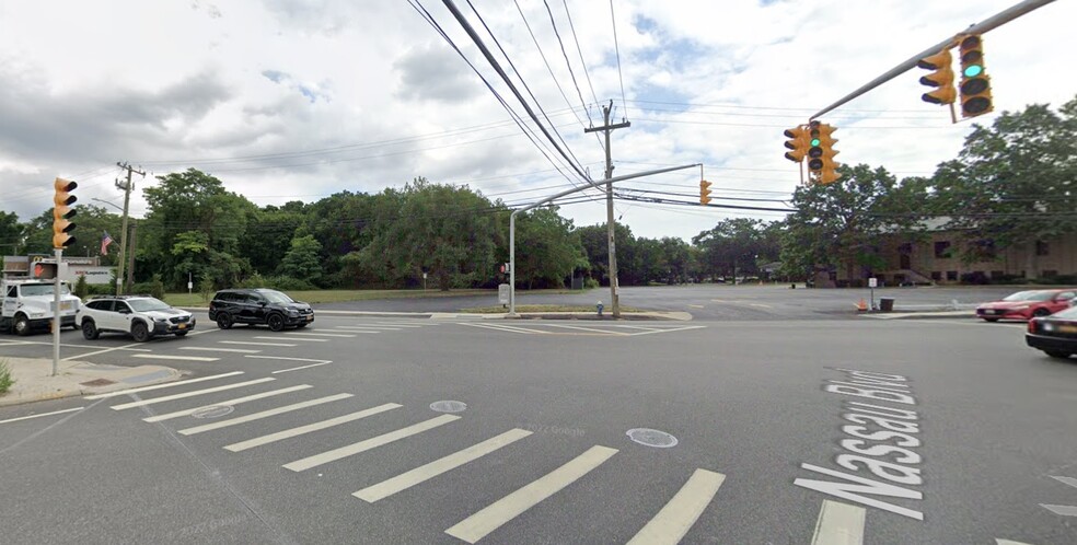 875 Hempstead Ave, West Hempstead, NY en alquiler - Foto del edificio - Imagen 3 de 4