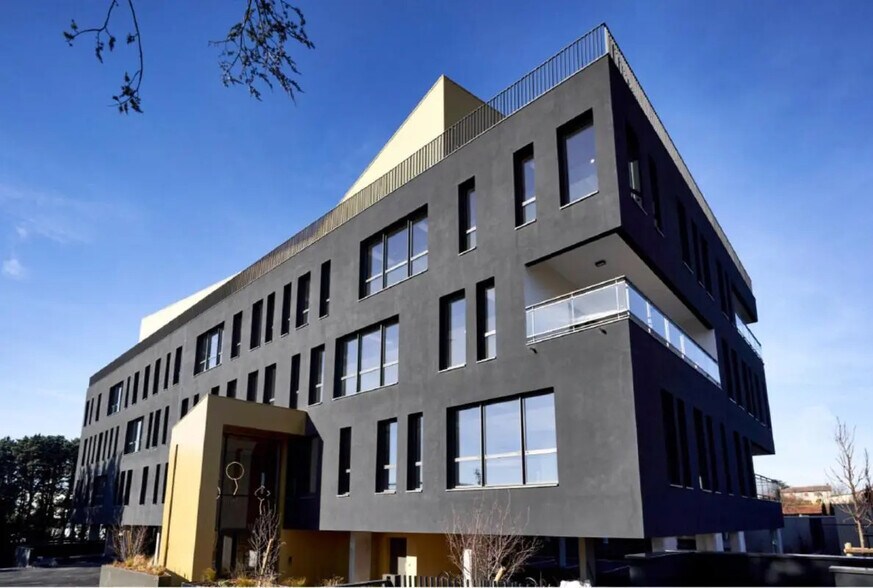 44 Chemin De La Bruyère, Dardilly en alquiler - Foto del edificio - Imagen 2 de 28