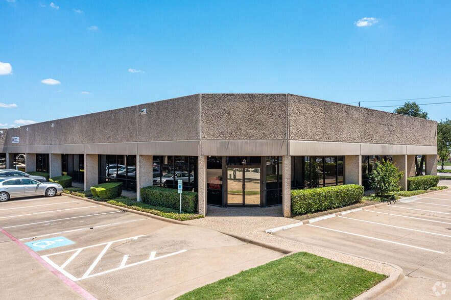 2035 Royal Ln, Dallas, TX en alquiler - Foto del edificio - Imagen 3 de 6