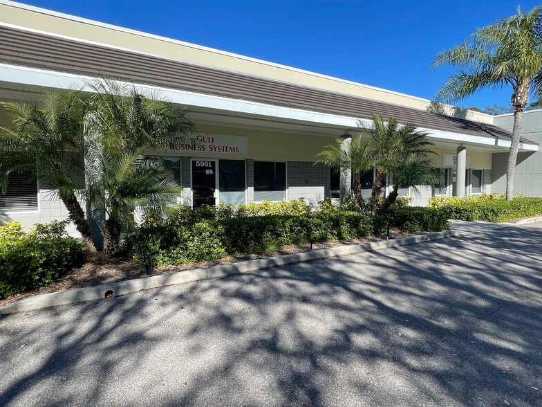 5900-5975 Cattlemen Ln, Sarasota, FL en alquiler - Foto del edificio - Imagen 3 de 3