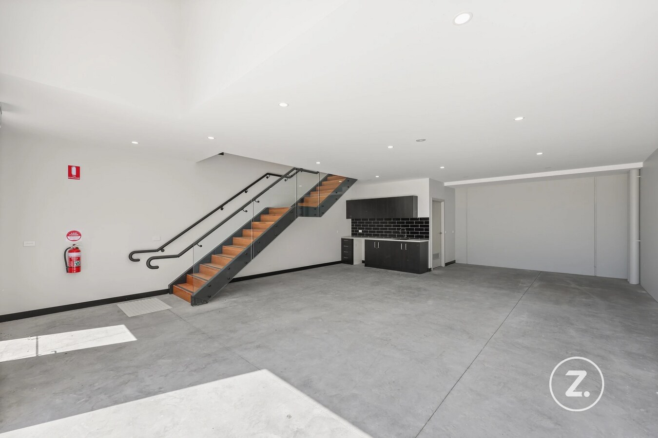 134-136 Argus St, Cheltenham, VIC 3192 - Unidad 5 - - Foto del interior - Image 2 of 6