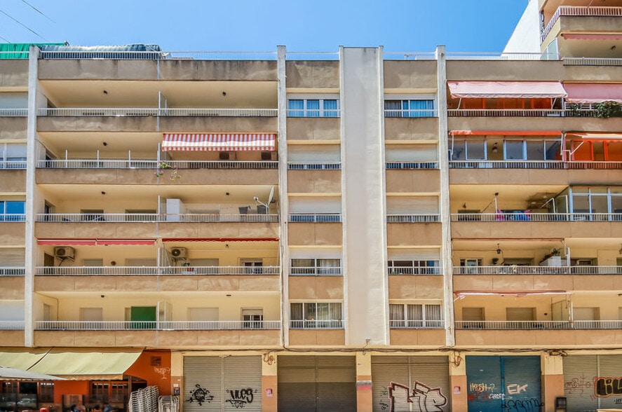 Edificio residencial en Reus, Tarragona en venta - Foto del edificio - Imagen 2 de 3