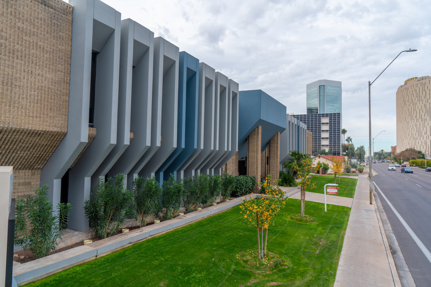 255 E Osborn Rd, Phoenix, AZ en alquiler - Foto del edificio - Imagen 1 de 14