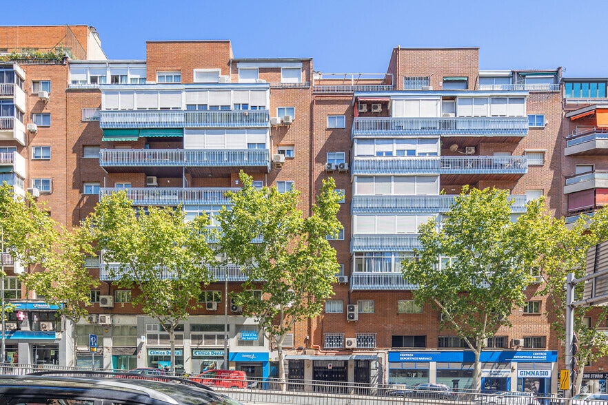 Avenida de Mediterráneo, 9-11, Madrid, Madrid en alquiler - Foto del edificio - Imagen 2 de 2
