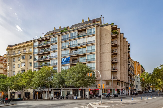 Más detalles de Passeig de la Bonanova, 1, Barcelona - Local en alquiler