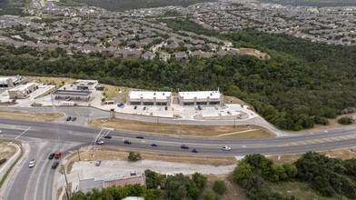 18217-18225 State Highway 71, Spicewood, TX en alquiler Foto del edificio- Imagen 2 de 4