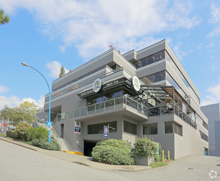 233 W 1st St, North Vancouver, BC en venta - Foto del edificio - Imagen 3 de 27