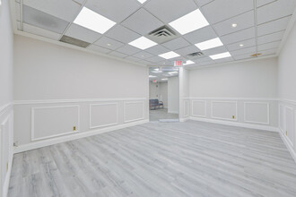 41 Grand Ave, River Edge, NJ en alquiler Foto del interior- Imagen 2 de 11