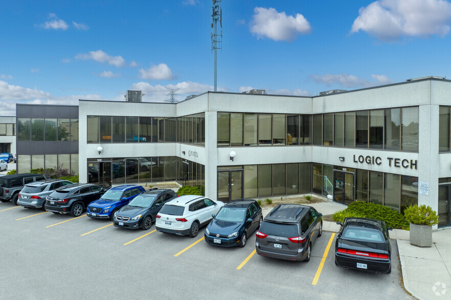 620 Alden Rd, Markham, ON en alquiler - Foto del edificio - Imagen 3 de 5