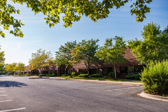 910 Cromwell Park Dr, Glen Burnie, MD en alquiler Foto del edificio- Imagen 1 de 2