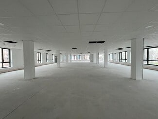 Más detalles de 50 Boulevard Ambroise Croizat, Vénissieux - Oficina en venta