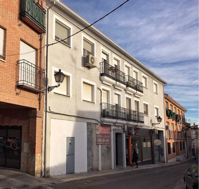 Más detalles de Calle Carbón, 3, Illescas - Edificio residencial​ en venta