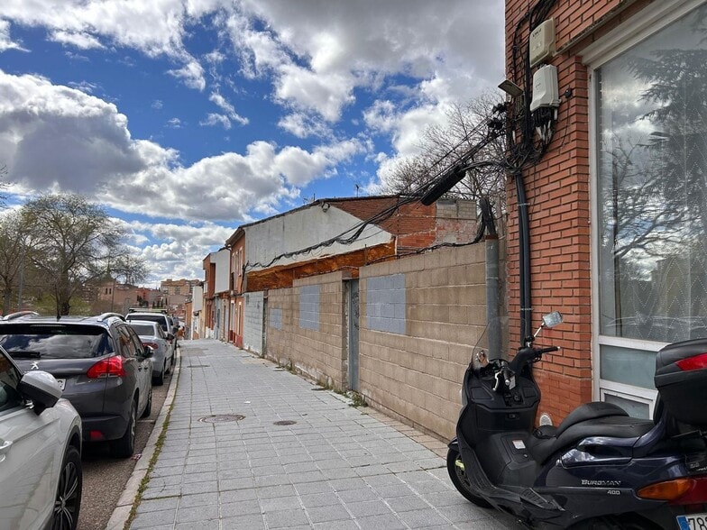 Calle Alamín, 87, Guadalajara, Guadalajara en venta - Foto del edificio - Imagen 2 de 5