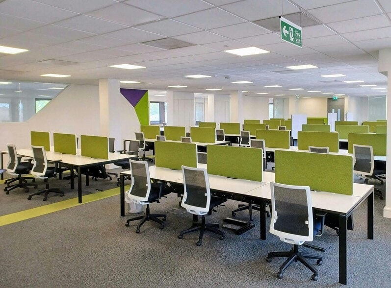 18-19 Station Rd, Sunbury On Thames en alquiler - Foto del interior - Imagen 3 de 12