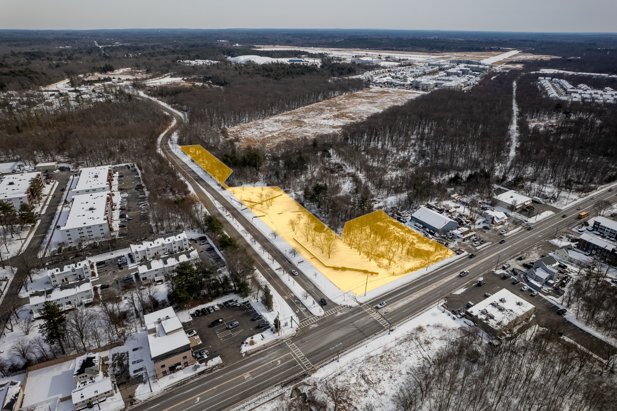 Route 18 and Shae Memorial Dr, South Weymouth, MA en venta Foto principal- Imagen 1 de 12