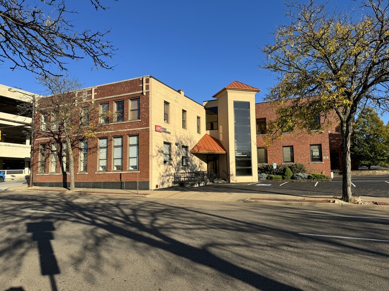 313 S High St, Akron, OH en alquiler - Foto del edificio - Imagen 1 de 14